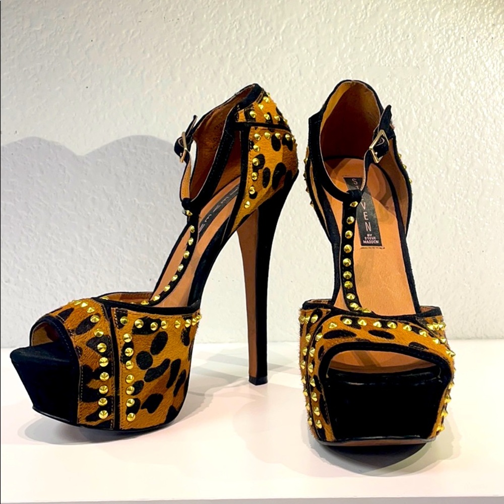 Steven by Steve Madden Women’s Astro-L Pump
